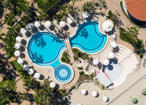 villaggioilgabbiano de feriendorf-mit-4-sternen-kalabrien-nahe-tropea-mit-pool-und-privatstrand 018