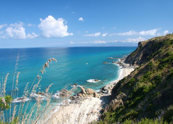 villaggioilgabbiano de feriendorf-mit-4-sternen-kalabrien-nahe-tropea-mit-pool-und-privatstrand 016