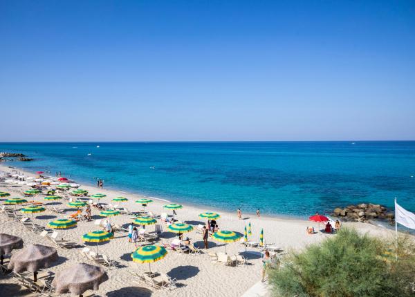 villaggioilgabbiano it offerte-settembre-villaggio-capo-vaticano-con-piscina-panoramica-e-spiaggia 016
